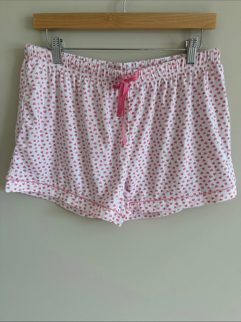 Women's White & Pink Heart Sleep Shorts